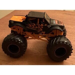 Bad Habit MONSTER JAM Truck 2023 1/64 Spin Master Series 33 Loose